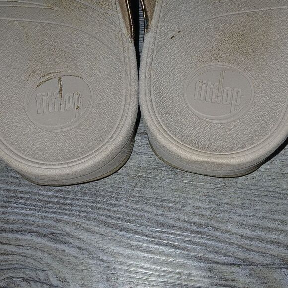 Fitflop fleur florla metallic thing wedge sandals  flip flops  Sz 11  EUC - Picture 6 of 8